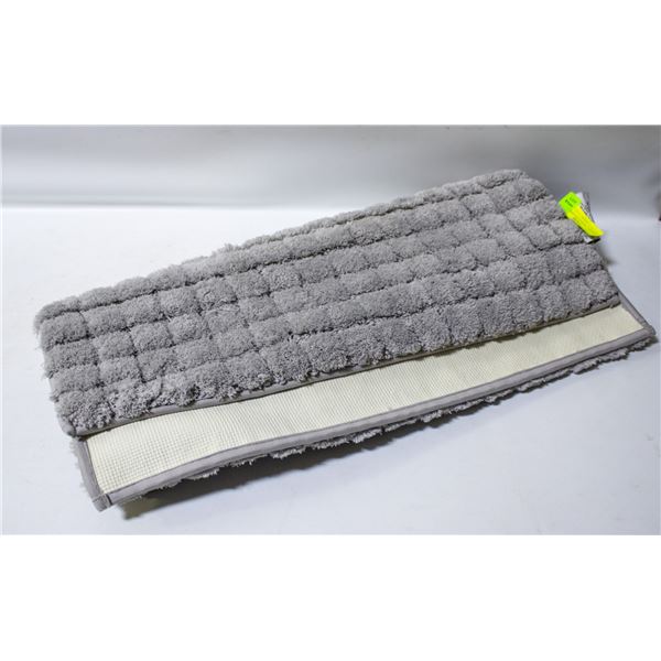 MINERAL SPRINGS SOFT GRID BATH MAT GREY - 24 X 36"