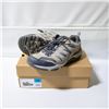 Image 1 : MERRELL WOMENS HIKING SHOES BEIGE SIZE 10