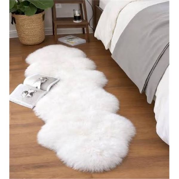 NEW WINDWARD DOUBLE SHEEPSKIN RUG - IVORY