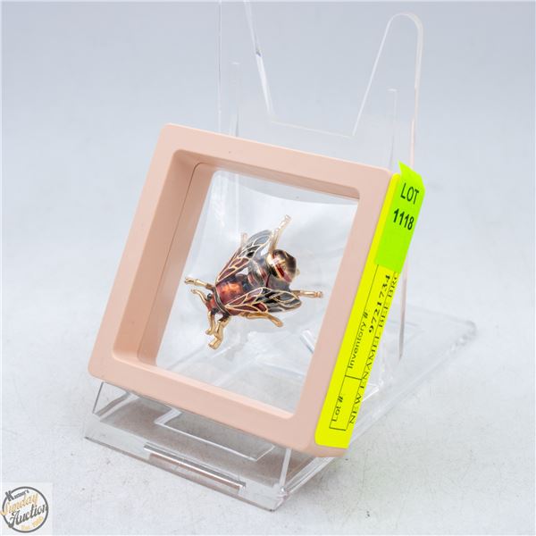 NEW ENAMEL BEE BROOCH 1.38”X1.18” MAROON