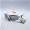 Image 1 : PAIR OF NEW SUNGLASSES