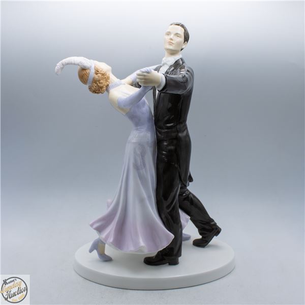 ROYAL DOULTON THE FOXTROT FIGURINE