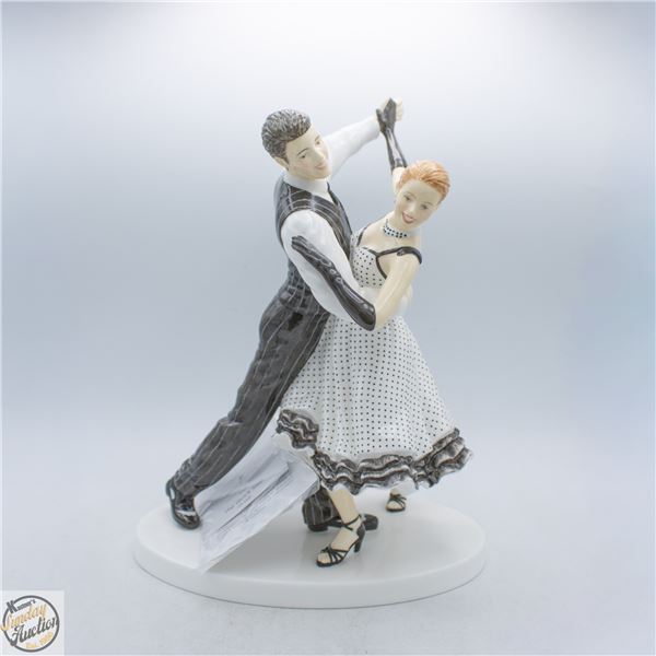 ROYAL DOULTON THE QUICK STEP FIGURINE