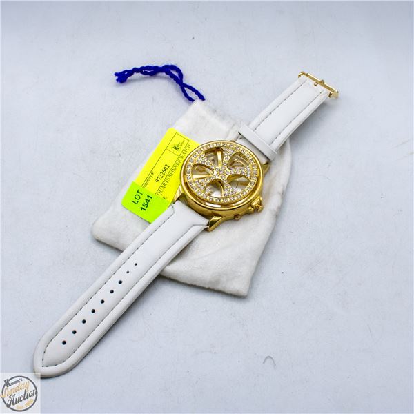 GENEVA QUARTS SPINNER WATCH JAPANESE