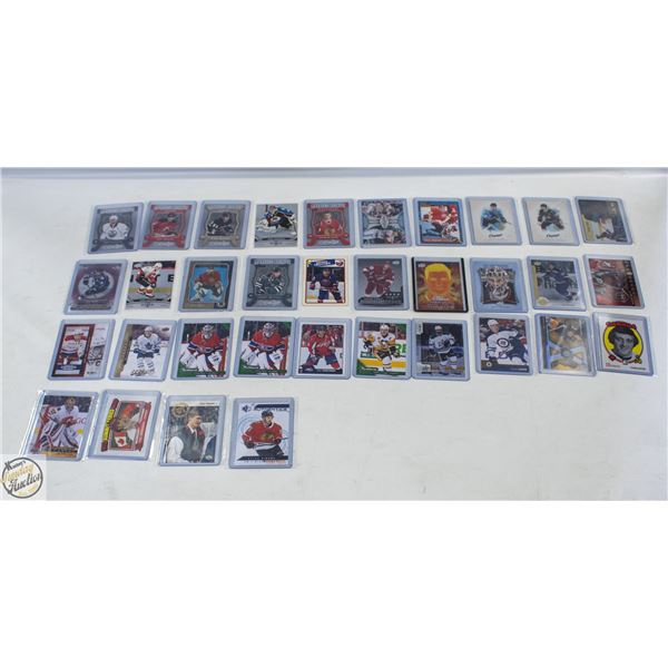 34 ASSORTED HOCKEY CARDS