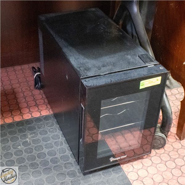 MAGIC CHEF WINE COOLER H-14.5" W-10" L-20.5"