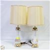 Image 1 : ESTATE VINTAGE 2 MATCHING LAMPS H-29"