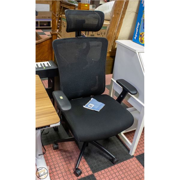 NEW ASSEMBLED HYDRAULIC MESH BACK OFFICE CHAIR