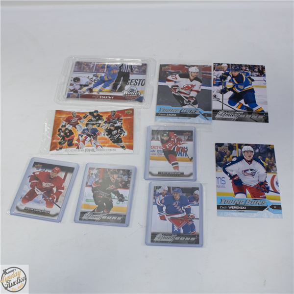 5 OVERSIZED HOCKEY CARDS SOLD WITH 4 REGULAR SIZED