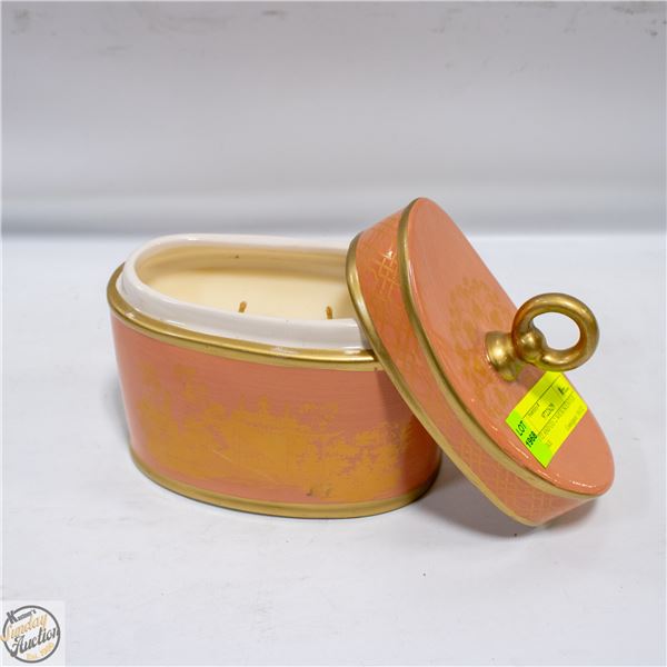 CHINTZ AND CO. 2 WICK SCENTED CANDLE