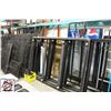 Image 2 : LARGE WALK IN COOLER STOREFRONT DISPLAY ASSEMBLY