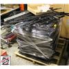 Image 5 : LARGE WALK IN COOLER STOREFRONT DISPLAY ASSEMBLY