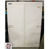 Image 8 : LARGE WALK IN COOLER STOREFRONT DISPLAY ASSEMBLY
