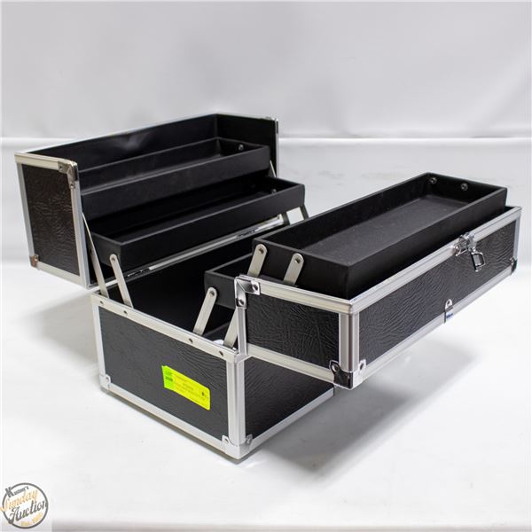 GLAD KING NEW MAKEUP CASE WITH UNUSED