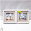 Image 1 : 2 BATHROOM PICTURES 3D FRAME