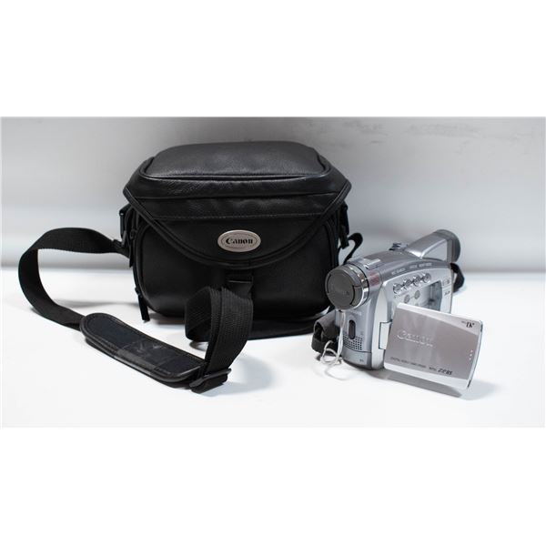 CANON VIDEO CAMERA IT'S 2R85 IN CASE