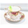 Image 1 : ROYAL ALBERT OLD COUNTRY ROSE TEA CUP AND SAUCER