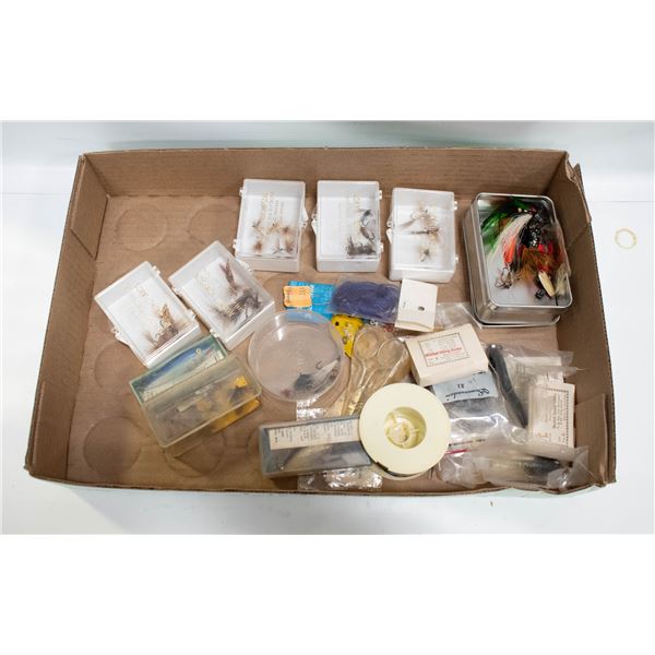 FISHING ITEMS LOT VINTAGE