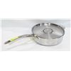 Image 1 : ZWILLINGS HENKELL LARGE FRYING PAN