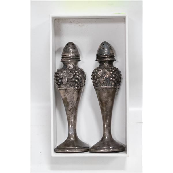 VINTAGE SILVER PLATED GRAPE VINE SALT AND PEPPER