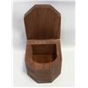 Image 1 : VINTAGE WOOD TRINKET BOX