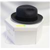 Image 1 : BLACK FEDORA IN HAT BOX