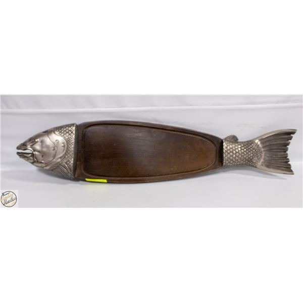 WOOD AND METAL FISH BOARD. WALL MOUNTED