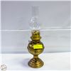 Image 1 : KEROSENE OIL LAMP