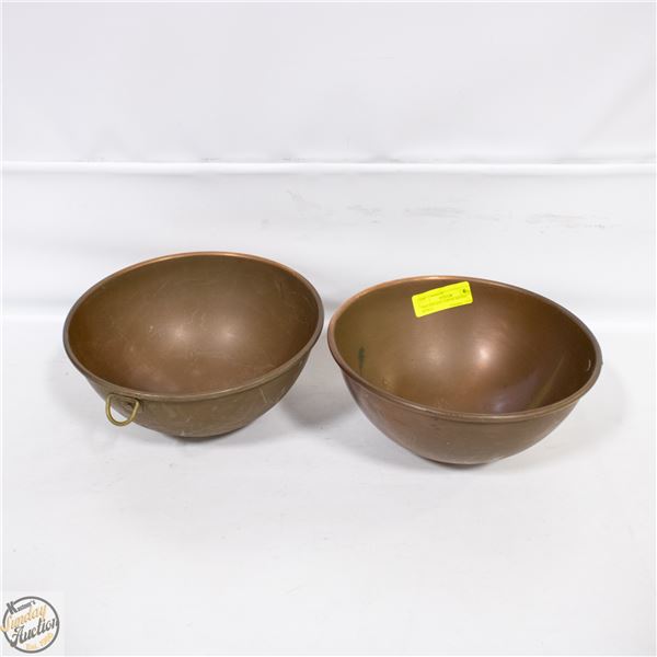 TWO VINTAGE COPPER MIXING BOWLS