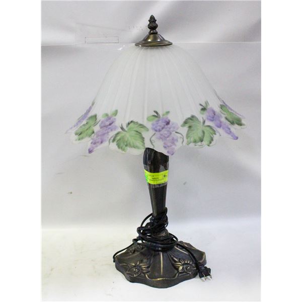 TIFFANY GRAPE STYLE LAMP
