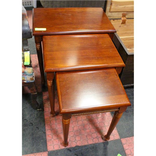 3 WOODEN NESTING SIDE TABLES