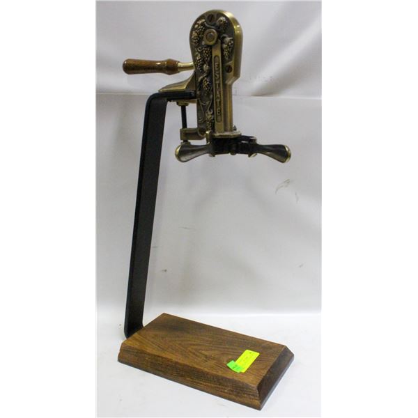 VINTAGE ROGAR ESTATE BRONZE WINE