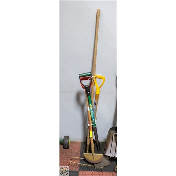 LOT OF VARIOUS YARD TOOLS