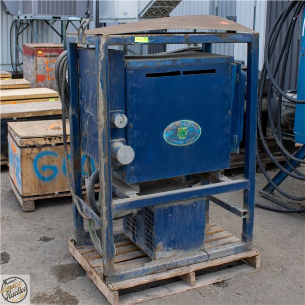 6 PLUG 15-60 AMP BREAKER BOX