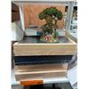 Image 4 : Box of Misc. Arts & Crafts, Frames, Decor, Etc.