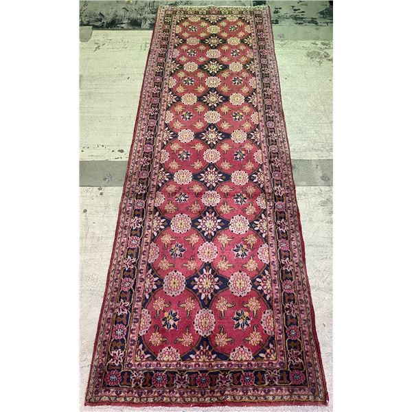 Mashhad - 100% Authentic Hand Knotted Wool Persian Rug - Handmade in Iran - 9.5" x 3.2" ft