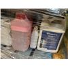 Image 4 : Mixed Supplies Pallet: Floor Grouting, Carton Boxes, and More