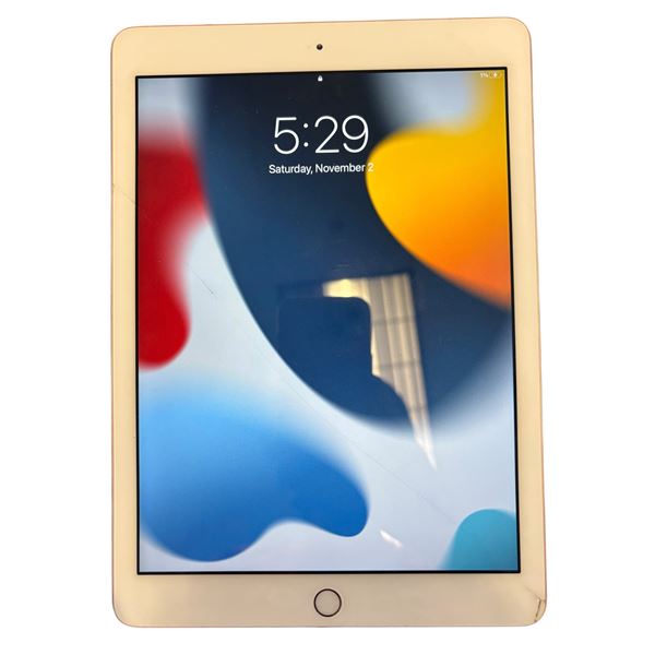 Apple iPad A1893 - Tested/Powers on, cracked screen, charger and cable not included