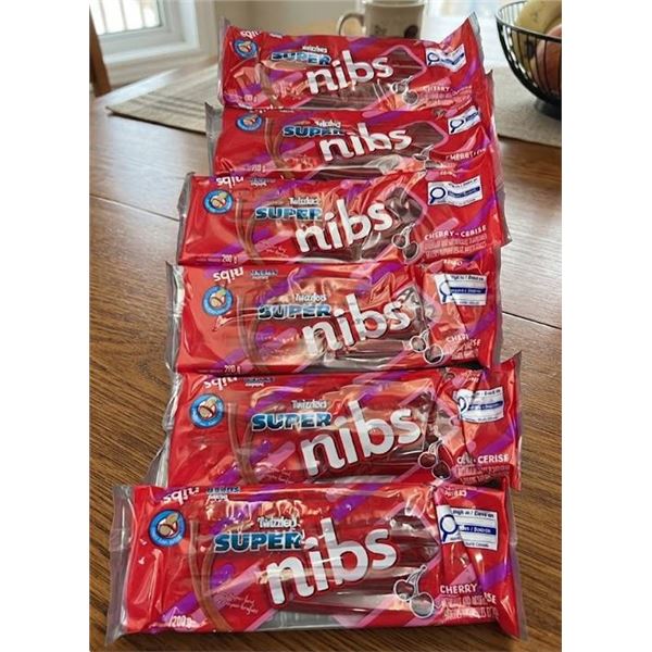 6 Twizzlers Super Nibs Cherry 200g