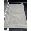 Image 2 : Gray Cotton Bath Mat 25" x 34"