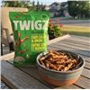 Image 1 : Twigz Sour Cream & Onion Pretzels 12x42g