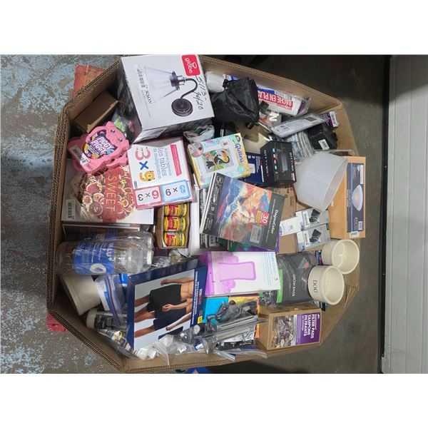 Large Mixed General Merchandise Pallet