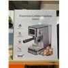 Image 2 : Espresso Coffee Machine EM625