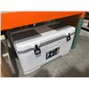Image 2 : Igloo MaxCold XL 150 Qt Cooler
