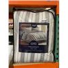 Image 2 : COMFY Bamboo World Graham Queen Bed In. Bag Comforter Set 7PC