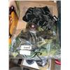 Image 2 : Womenâ€™s Camo Leggings and Bra Set, Size L