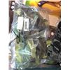 Image 3 : Womenâ€™s Camo Leggings and Bra Set, Size L
