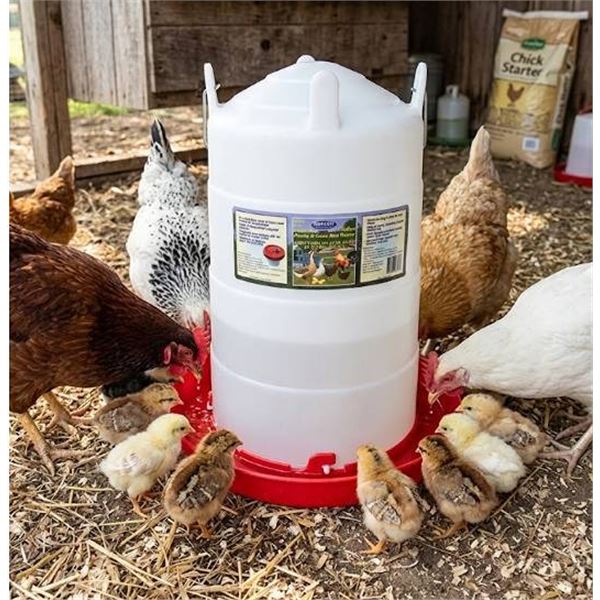 Farm-Tuff 5 Gallon Poultry Waterer