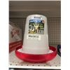 Image 2 : Farm-Tuff 6LB Poly Hanging Feeder