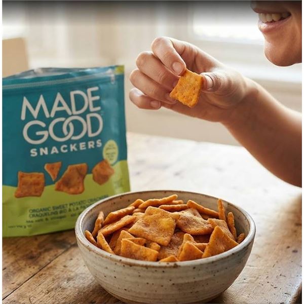 MadeGood Organic Sweet Potato Crackers Sea Salt & Vinegar 6x142g